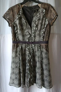 BCBG Maxazria Black and White Pattern Zippered Back Dress Size 8 - Picture 1 of 14