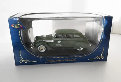 Signature Models Green 1936 Chrysler Airflow U.S. Army Diecast Replica - Image 1 of 4