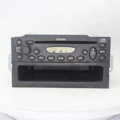 Radio Saturn LS 2002 número de pieza - 638-01237 usado Foto 1 de 4