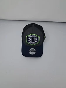 New Era Seattle Seahawks 39THIRTY Flex Trucker Hat Cap Size Small / Medium - Picture 1 of 9