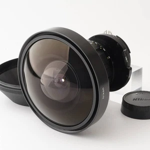 Nikon Ojo De Pez NIKKOR Ai-s 8mm f/2.8 Montura F - Imagen 1 de 10