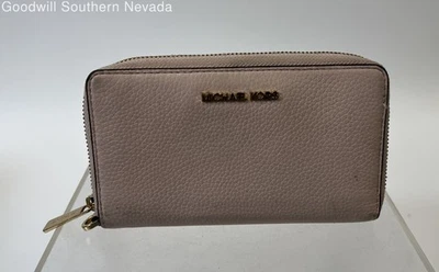 Michael Kors Light Pink Wallet - Image 1 of 4
