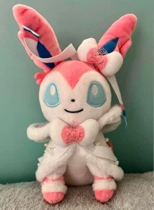 Pokemon Centro Originale Peluche Bambola Sylveon Babbo Natale Pokémon Frosty Christmas - Foto 1 di 2