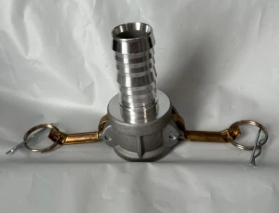 Midland 61-933 Leva y ranura de aluminio, tipo C, acoplador hembra de 1 1/4", 1 1/4" Foto 1 de 4