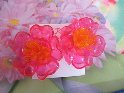 Betsey Johnson Auténticos GRANDES ROSAS Jalea Flor STUD Pendientes NUEVO Foto 1 de 4