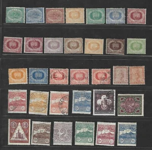 SAN MARINO 1877 -1899 COLLECTION OF 33 STAMPS 24 UNUSED MOST WITH GUM HINGED - Picture 1 of 2
