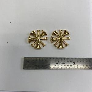 4 Bugle - Gold Feuerhalsband Messing - Pin & Kupplung - NEU - Rangabzeichen - pro Paar - Bild 1 von 3