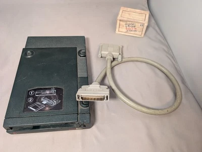 Iomega Jaz 1 GB SCSI External Drive V1000S W/ 50 pin SCSI Cable and 3 Disks - Image 1 of 4
