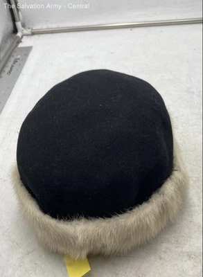 Sombrero de mujer negro De Wans terciopelo forma redonda ribete de piel Dearborn vintage talla única Foto 1 de 4