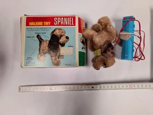 Nuevo embalaje original 2 Walking Tiny Spaniel" - Imagen 1 de 2