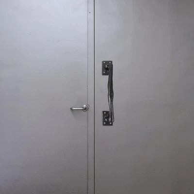  Retro Style Door Handle Cast Iron Antique Pull for Garage Pocket - Image 1 of 4