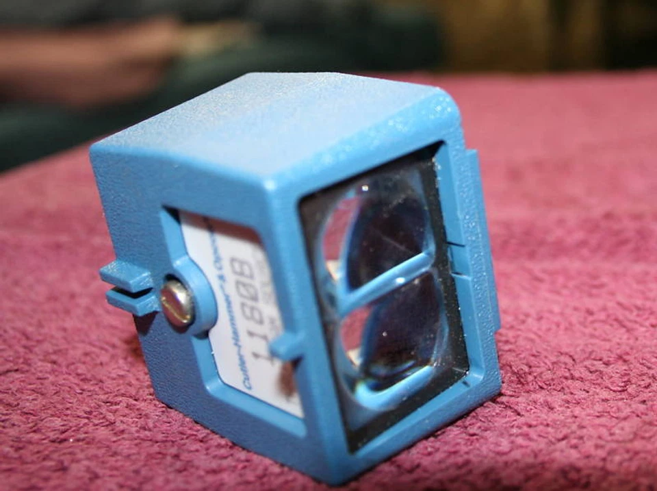 Cutler Hammer/Eaton 1180B-6501 80 Series Photoelectric Thru Beam  - Image 1 of 1