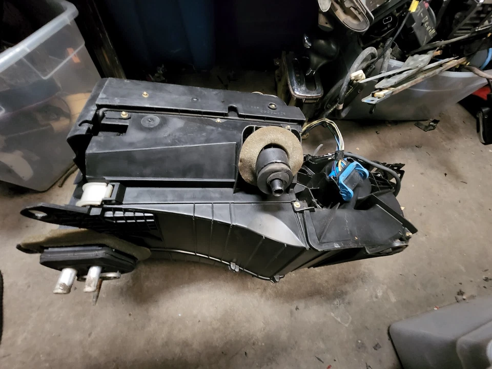 Cadillac Deville 2004 2005 motor soplador núcleo calentador completo Foto 1 de 2