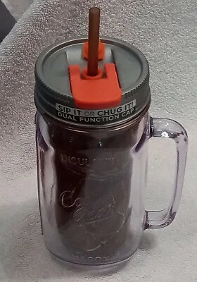 Vaso de plástico CoolGear de 16 oz para albañil con diseño de camuflaje en el interior Foto 1 de 4