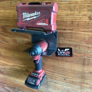 Estante de taladro - Individual - con estante en la parte superior - Milwaukee DeWalt Makita soporte impacto - Imagen 1 de 4