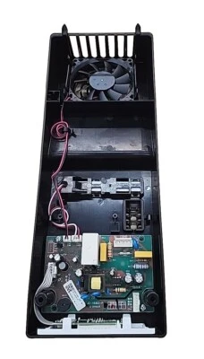 Tablero de control, Galanz 4,5 pies cúbicos mini refrigerador de bebidas modelo GLB45MS2F07 Foto 1 de 4