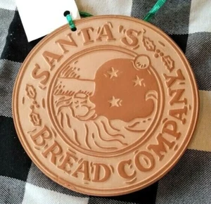 Pryde's Old Westport Kansas City Round Terracotta Stone Bread Warmer Santa Theme - Picture 1 of 6