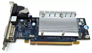 SAPPHIRE ATI Radeon HD 2400 PRO 512MB DDR2 PCIe Video Card GPU 288-D0E40-305SA - Picture 1 of 10