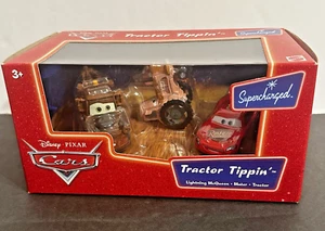 Disney Pixar Cars Traktor Tippin' Lightning McQueen, Mater & Traktor 3er Pack - Neu - Bild 1 von 6
