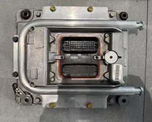OEM 2011 Volvo D13 Diesel Engine Control Module ECM ECU 21042371 - Picture 1 of 4