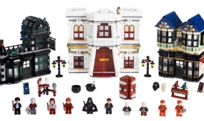 LEGO Harry Potter: Diagon Alley (10217) - 100% Complete w/All Minifigs & Manuals - Image 1 of 4