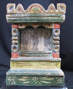 ANTIQUE MEXICAN WOOD NICHO/SHRINE WITH 3 WISE MEN RELIGIOUS ARTIFACT - Picture 1 of 16