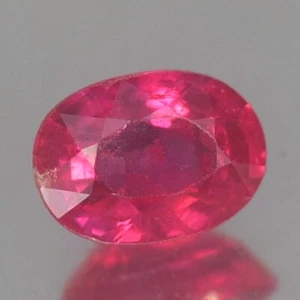 0,62CT SENSAZIONALE AA NON RISCALDATO OVALE ROSATO ROSSO RUBINO NATURALE - Foto 1 di 3