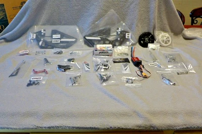 Align TRex 450L Dominator varias piezas toldo, conjunto de rotor principal/cola etc... Foto 1 de 4