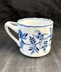 Taza azul Danubio Japón 2002 producción mango - Imagen 1 de 6