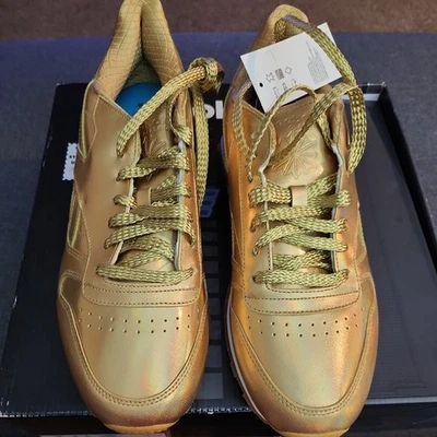 Edición limitada. Metálico Dorado WONDER WOMAN 1984 X Cuero Reebok Classics 13 Foto 1 de 4