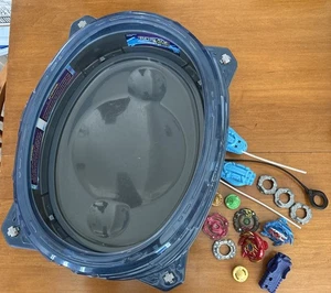 Beyblade verschiedene Posten mit Beyblade Burst Arena - Bild 1 von 3