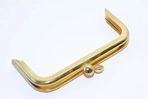 Schöner Metall Taschenrahmen / Taschen-Bügel, 135 x 60 mm, Gold, 80er Jahre, NOS - Bild 1 von 7