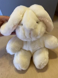 Vintage 1982 Gund White Bunny 8” Plush Toy Clean Very Soft - Picture 1 of 3