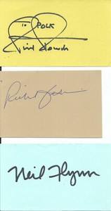 GREAT LOT OF 3 ACTORS SIGNED ITEMS: RICHARD ROUNDTREE, R. JENKINS & NEIL FLYNN