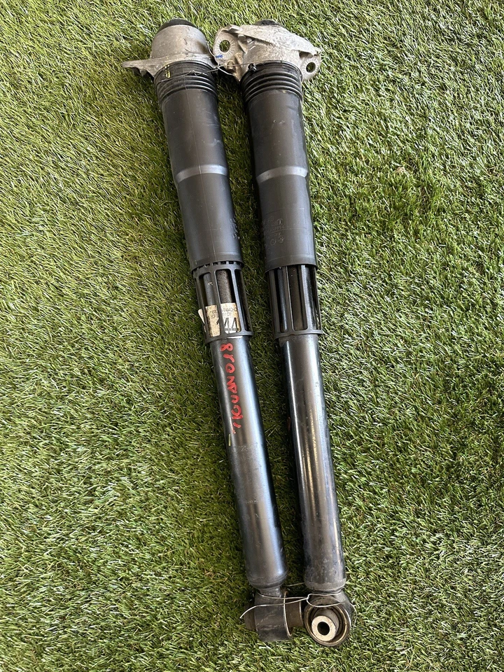 5N0513049K COPPIA AMMORTIZZATORI POSTERIORI VOLKSWAGEN TIGUAN 2.0 D 4X4 103KW 6M - Immagine 1 di 1