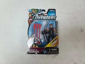 Marvel Avengers Movie Series: (2011) HAWKEYE Figure w/Launching Arrows NIB - Picture 1 of 8