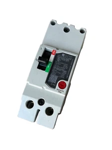 (1) NEW GE / ABB TEYL2125B  2p 480v 125a Bolt In Circuit Breaker _ New Takeout - Picture 1 of 4