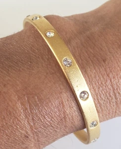 Vtg Etruscan Rev Clear Rhinestone Satin Matte Gold Tone Bangle Bracelet 7-7/8" - Picture 1 of 5