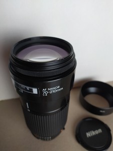 Nikon AF 70-210mm f/4