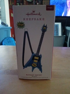 2019 Hallmark Keepsake Ornament Batman Rocks with Guitar Sound Never Used. - Bild 1 von 2