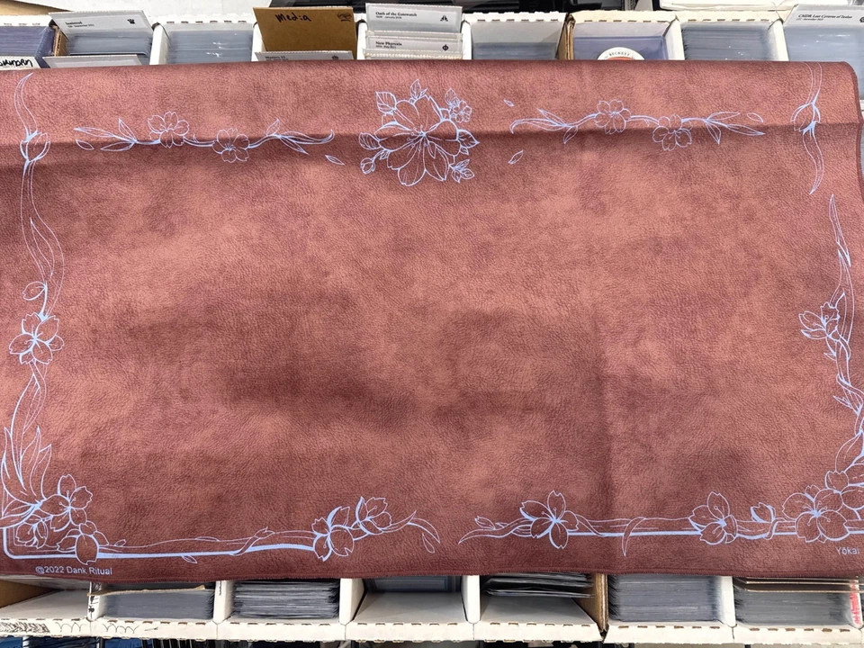 Dank Ritual - Alfombra de Juego de Tela para 2 Jugadores 65cm x 65cm - Rojo Cereza 2022 Yokai NUEVO Foto 1 de 1