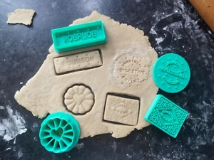 Juego clásico de cortador/repujador de galletas para galletas - Imagen 1 de 5