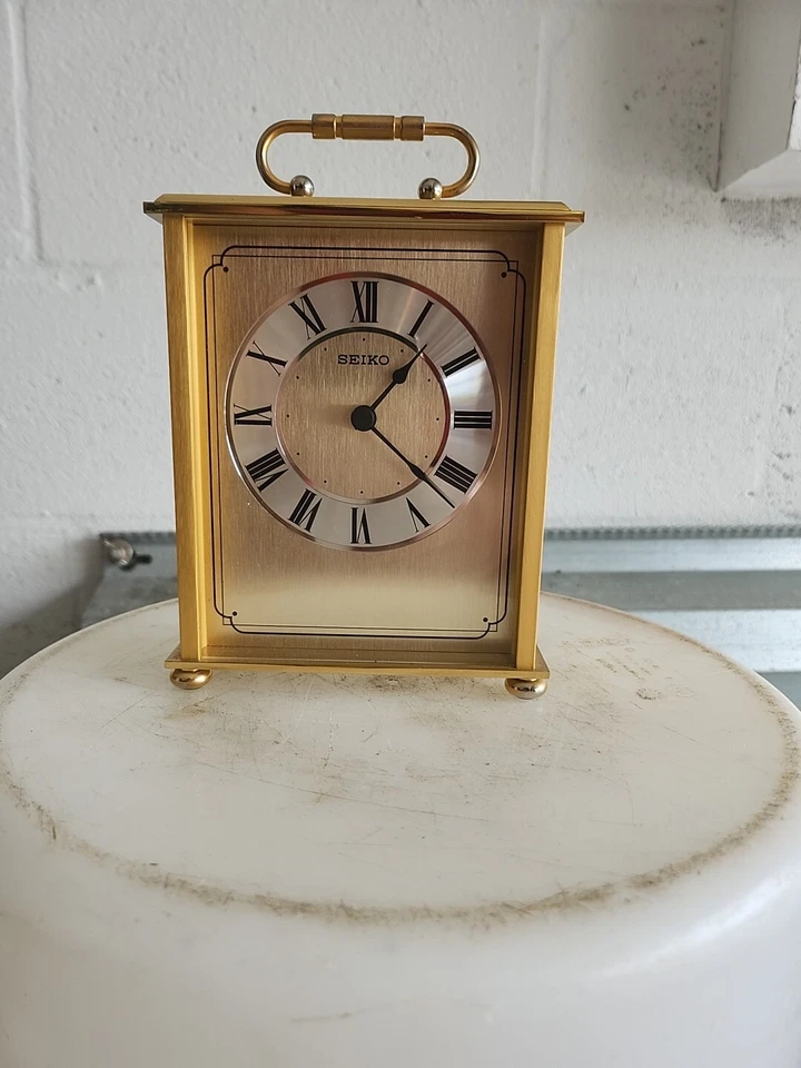 Seiko Gold Tone Quartz Battery Mantle Carriage Clock, Clear White Face QHE093G - Image 1 of 1