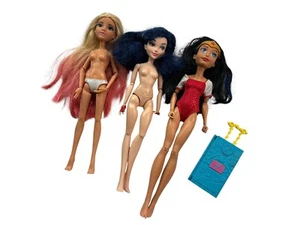 Disney Descendants Evie, Mc2 Adrienne, Wonder Woman Dolls & Monster High Luggage - Picture 1 of 22