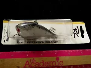 Luck-E Strike RC Series RCHM-10-131-1 HAIL MARY Lavender Shad 1 oz RICK CLUNN NUOVO - Foto 1 di 8