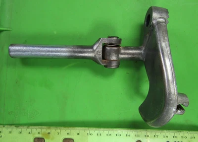 HONDA CB77, CB72 Honda Superhawk Right Footrest Assembly 50630-268-810🔥OEM - Image 1 of 4