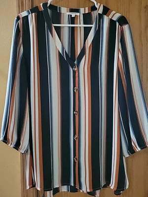 Blusa para mujer Maurices XL cuello en V mangas 3/4 a rayas botones delanteros Foto 1 de 4