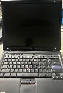 Vintage IBM T42 Thinkpad-Parts/Repair-NO HDD-Laptop ONLY-Sold As Is-C1378 - Picture 1 of 10