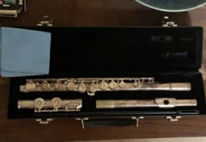 Gemeinhardt Flute - Picture 1 of 5
