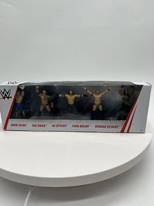 WWE Collector confezione da 5 figurine da 2,5" - Foto 1 di 7